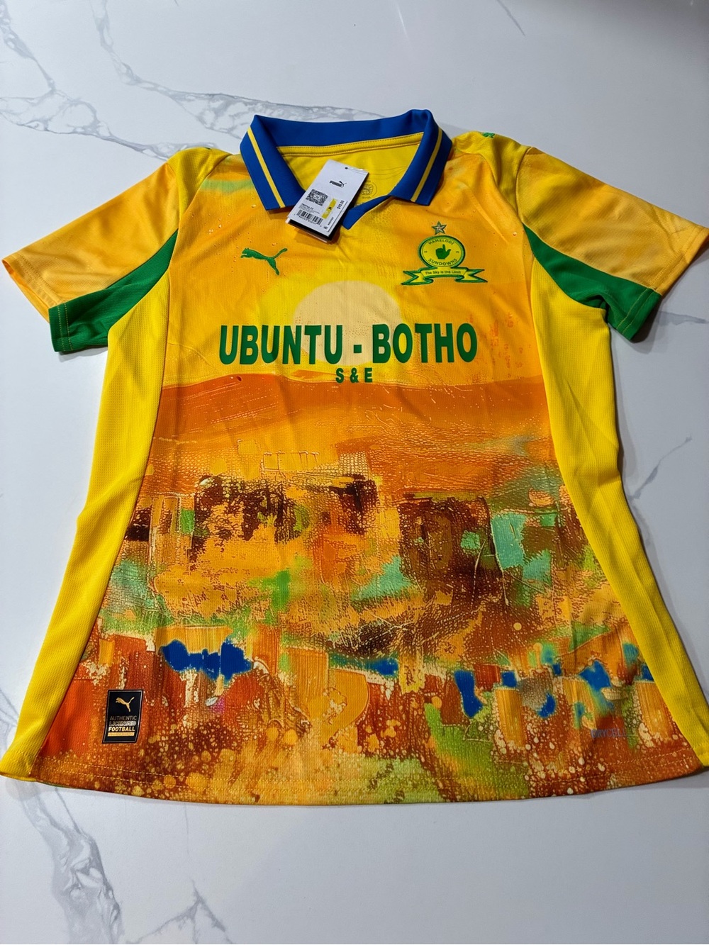 Mamelodi Sundowns FC Football / Soccer Women’s Jersey (Medium) Retails For $90